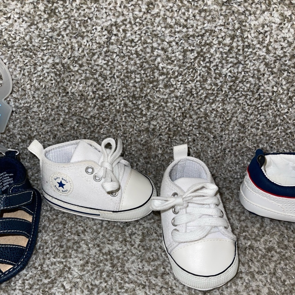 Baby Sneakers in White for 3-6 months